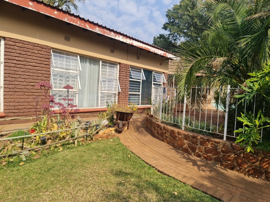 4 Bedroom Property for Sale in Protea Park North West